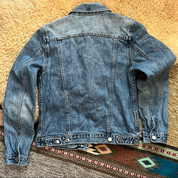 Gap Classic Jean Jacket - Picture 2 of 4
